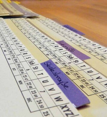 Mit liegenden Mappen wird es im Bro ordentlich.