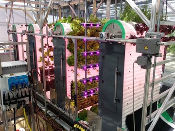 Die Vertical Farming-Anlage OrbiPlant am Fraunhofer IME.