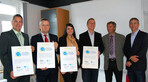 Johannes Bliestle, Geschäftsführer Reichenau Gemüse eG, Ferdinand Hupfer, Sparkasse Singen-Radolfzell, Juliane Hauser, Projektleiterin Cowa Service Gebäudedienste und Florian Miehle, Geschäftsführer des Konstanzer Hotel Barbarossa, erhielten von Eberhard Koch
(BUND) und Prof. Konstantin Hassemer (HTWG) die Auszeichnung für "Nachhaltige Wertschöpfung am Bodensee".