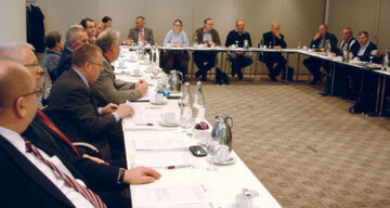 Engagiert diskutierten die Mitglieder des Vorstandes der
Bundesfachgruppe Gemüsebau die Themen Düngeverordnung
und Pflanzenschutz am 4. Februar in Berlin.