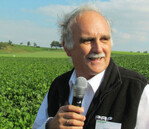 Ulrich Zinßer: „Wir bieten ein
System mit dem Schwerpunkt Stärkung
des Wurzelwachstums“.