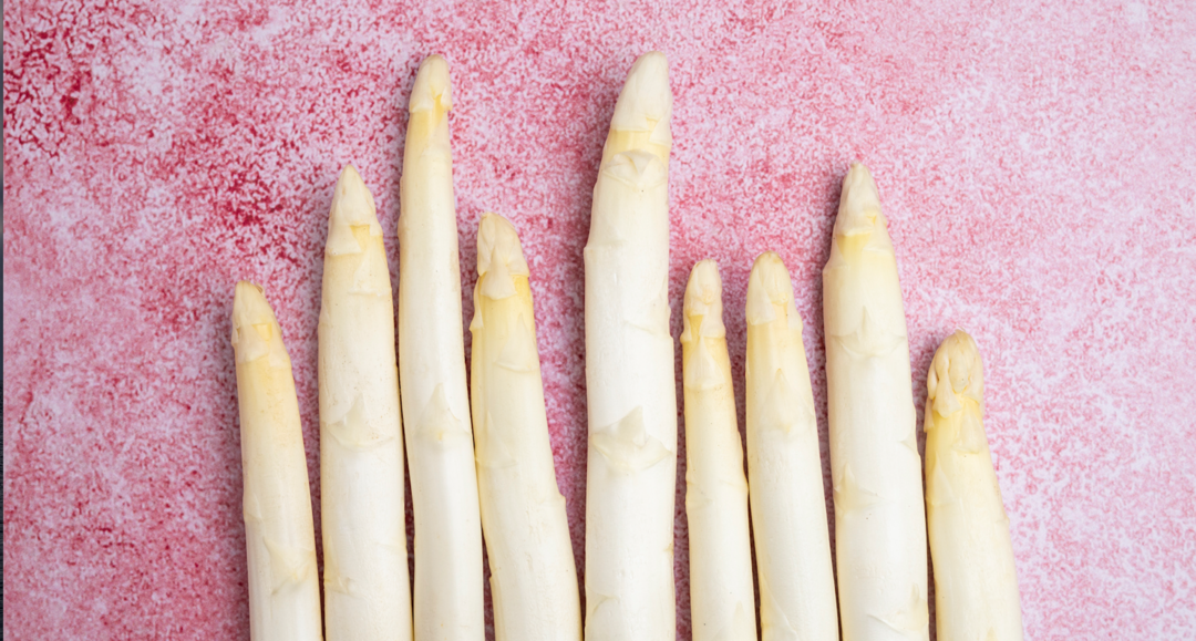 In bestechender Form! Deutscher Spargel kann sich sehen lassen.